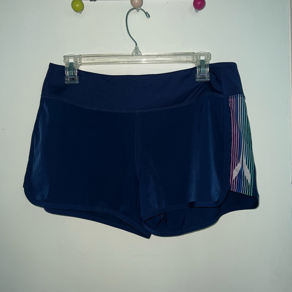 Vineyard Vines shorts